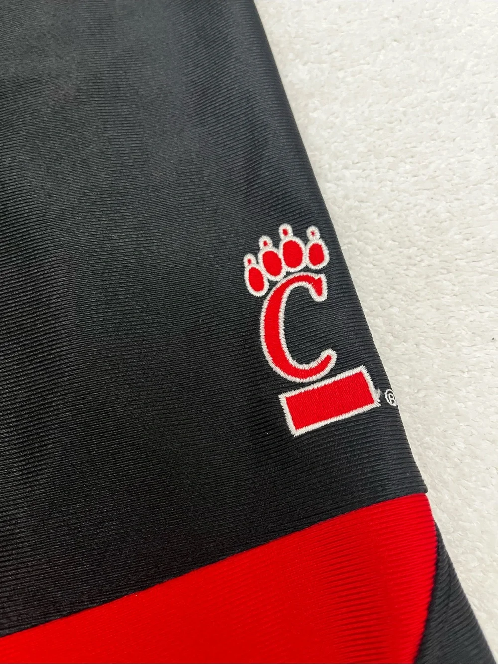 Jordan Brand Cincinnati Bearcats Men’s Large Basketball Shorts 9.5” Inseam